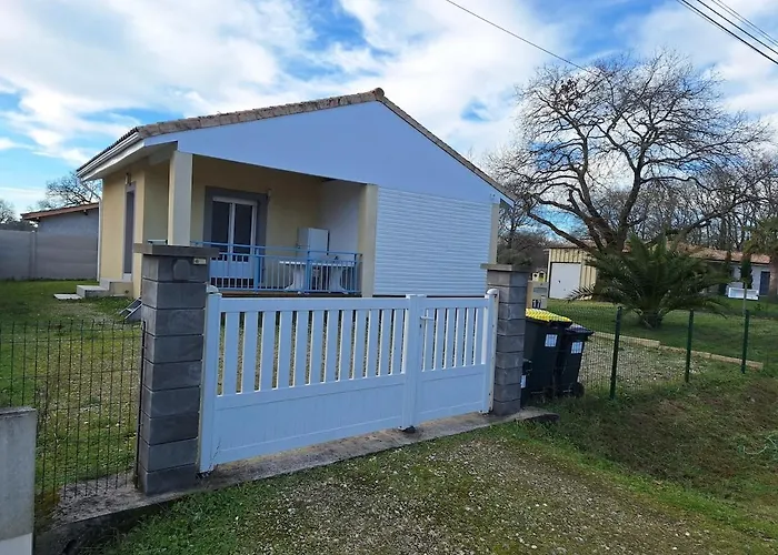 Petite Maison בית נופש